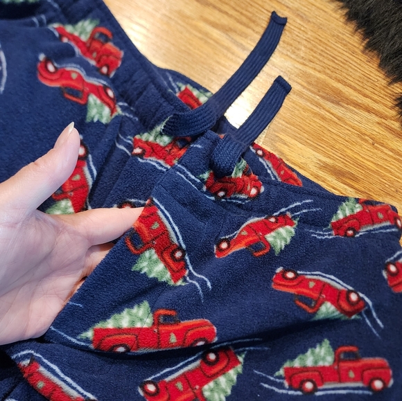 Croft and Barrow Plush Fleece Pajama Pants Red Farmhouse Trucks Men’s Size M - Picture 6 of 8